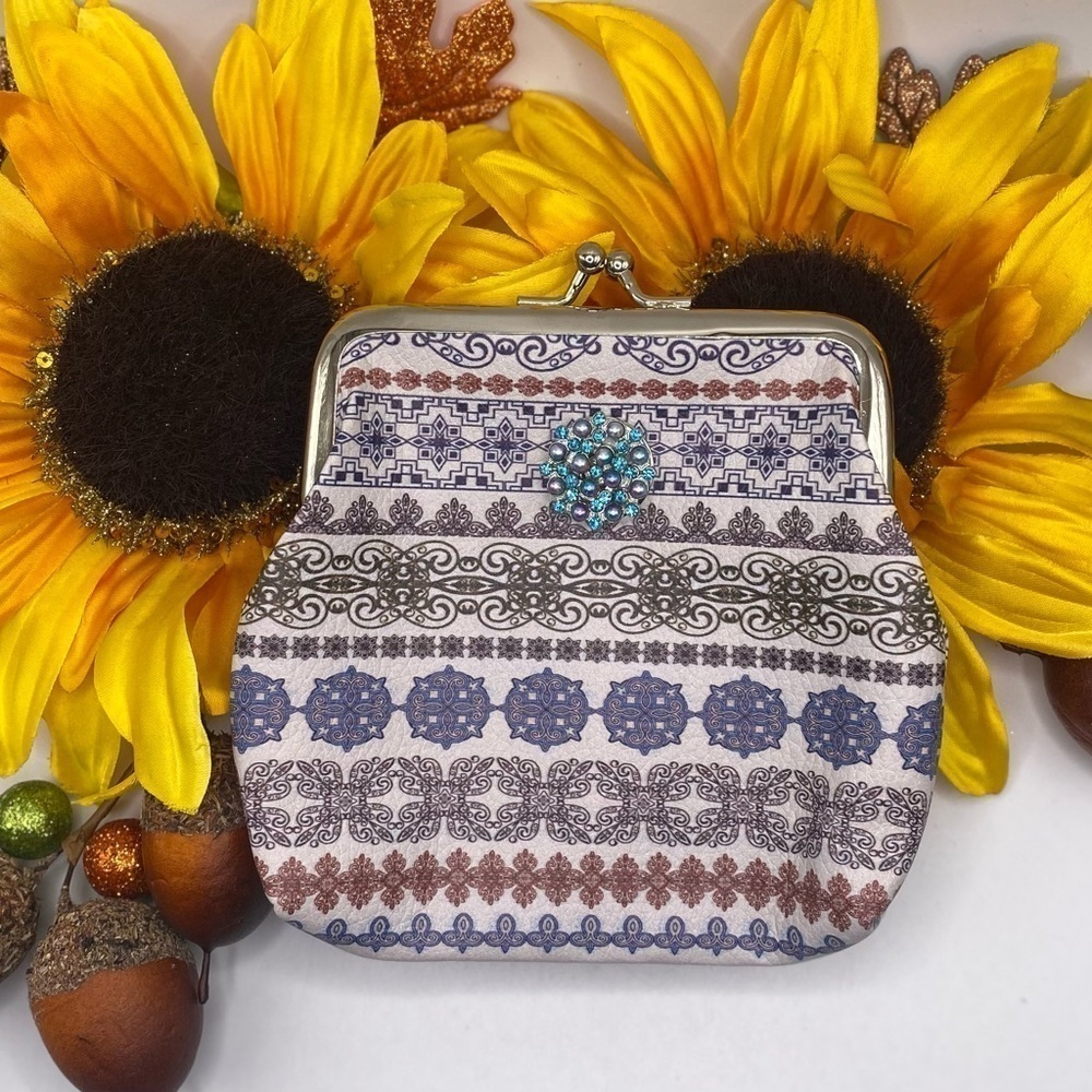 Snap Jewelry Southwest / Victorian Purse W/ Lovely 18mm Blue & Gray Pearls Snap!